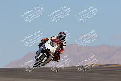media/Oct-01-2023-SoCal Trackdays (Sun) [[4c570cc352]]/Turn 9 Set 2 (10am)/